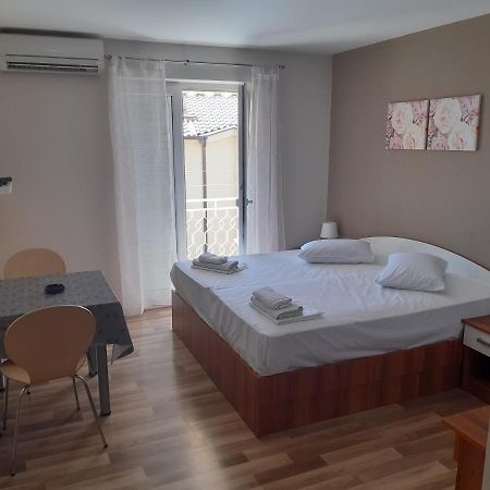 Villa Ravlic 포드고라 외부 사진